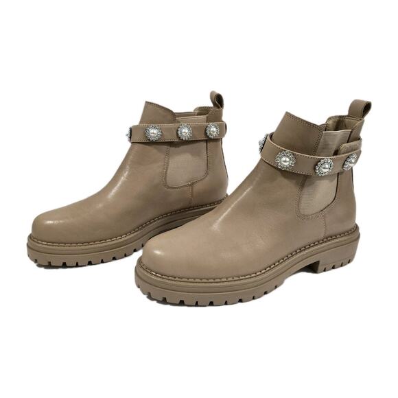 Copper Key Pearl Rhinestone Leather Chelsea Boot Tan Size 9.0 - Picture 1 of 12
